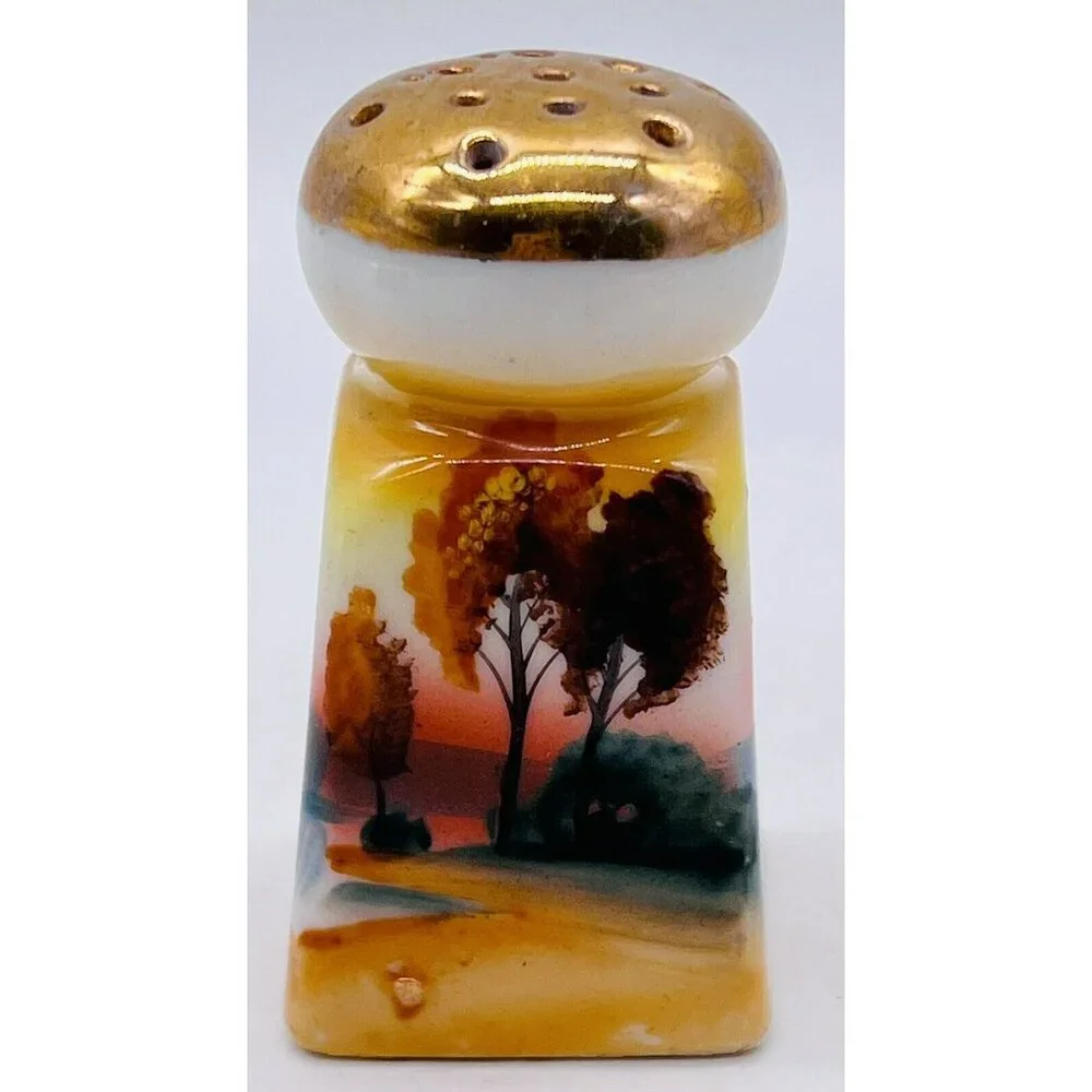 Vintage‎ Japan Lusterware Sunset Salt Pepper Shakers Hand painted 3 inch